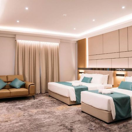 Crystal Inn Бату-Пахат Экстерьер фото