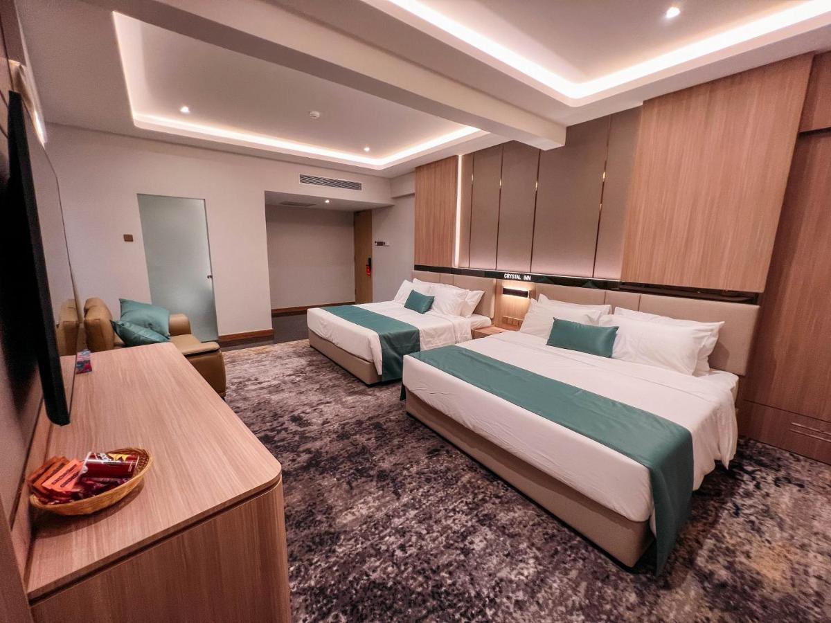 Crystal Inn Бату-Пахат Экстерьер фото